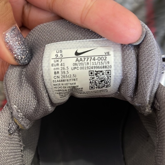 Womens Nike in season TR8 - Picture 6 of 6